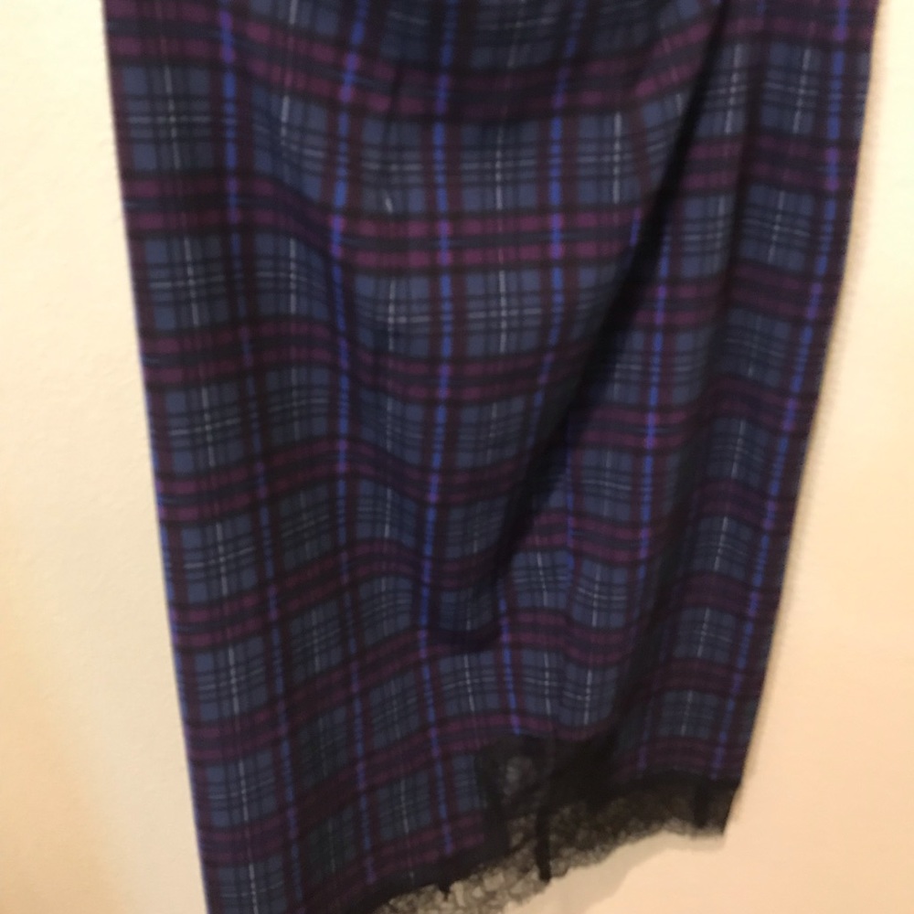 Skirt - Picture 2 of 5